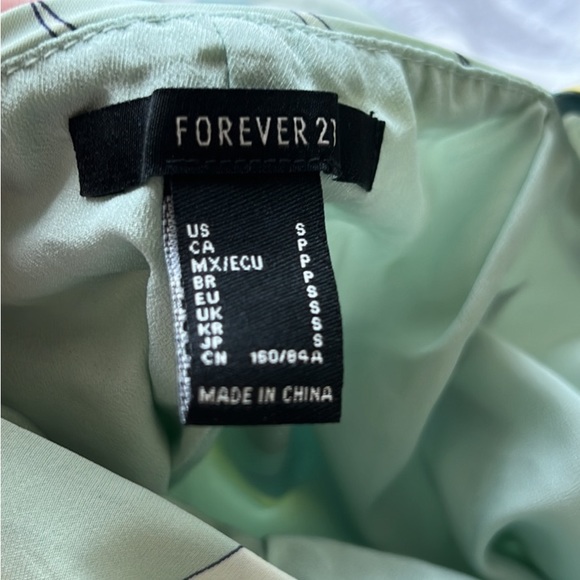 Brand new party dress - Picture 4 of 4